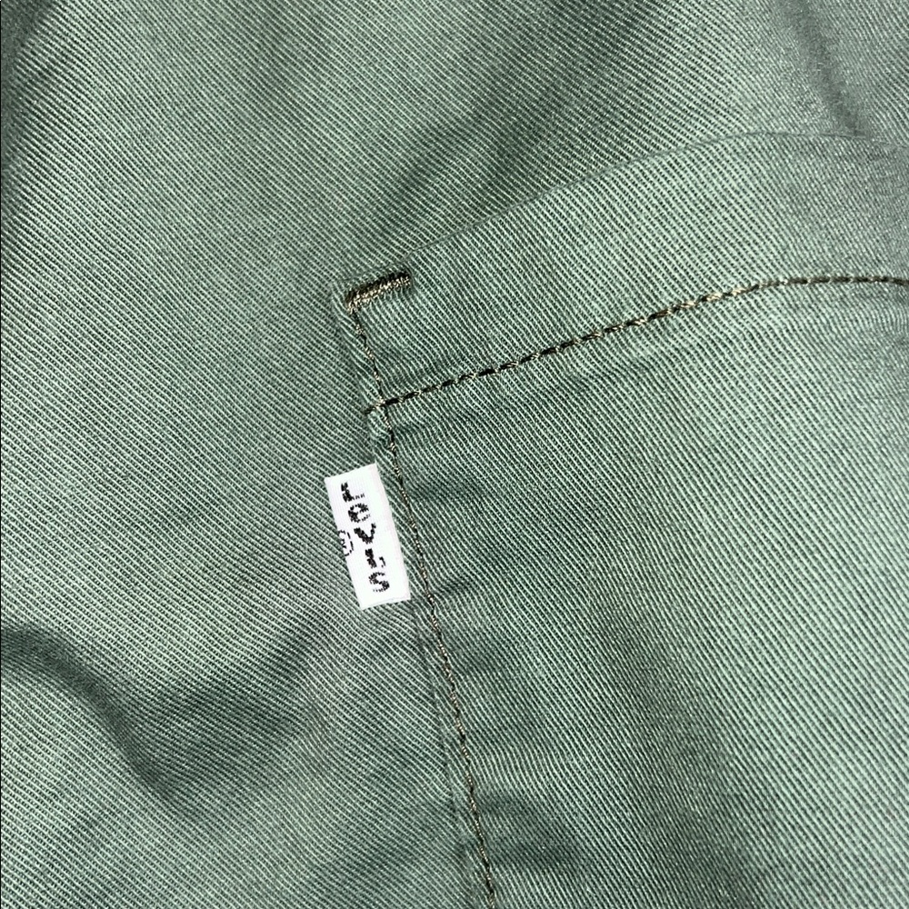 NWT Levi’s Ankle Length Green Khaki Jogger Pants w/ Elastic Waist- 20W - Picture 7 of 11
